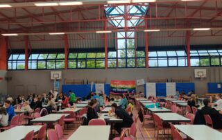 Blick auf die Spieltische bei den Haßberger Spieletagen in Hofheim