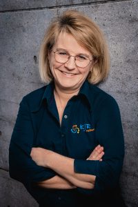 Passfoto Mitarbeiterin Anja Schneider