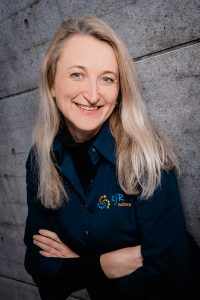 Passfoto Mitarbeiterin Elvira Jungmann