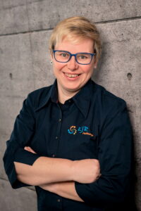 Passfoto Vorstandsmitglied Julia Dinkel